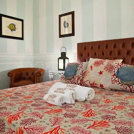 Regal House Gasthof 2*