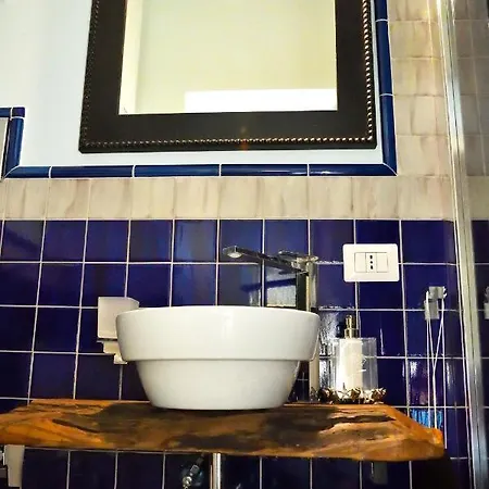 Guest house Regal House Anzio
